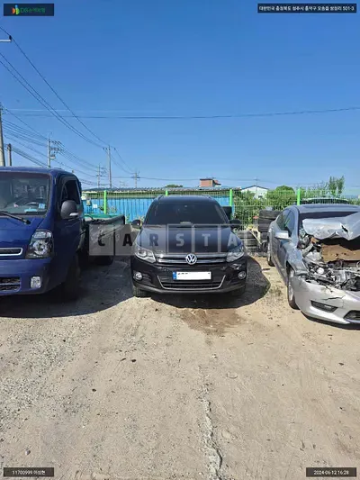 Photo 1 of 16: 2015 Volkswagen Tiguan 2.0 TDI BMT, VIN WVGZZZ5NZFW573767 — Korean insurance auction