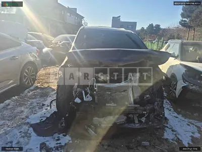 Photo 1 of 15: 2018 Kia Carnival, VIN KNAME81ABKS482008 — Korean insurance auction