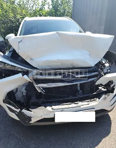 Photo 1 of 33: 2016 Hyundai Tucson, VIN KMHJ3815GGU169969 — Korean insurance auction