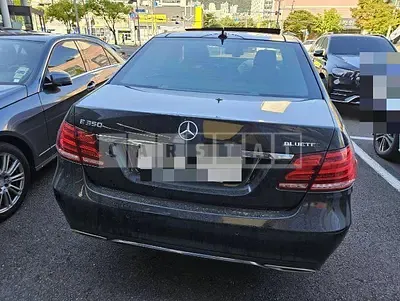 Photo 1 of 22: 2015 Mercedes-Benz E250 BlueTec 4Matic, VIN WDDHF9HB4FB141605 — Korean insurance auction