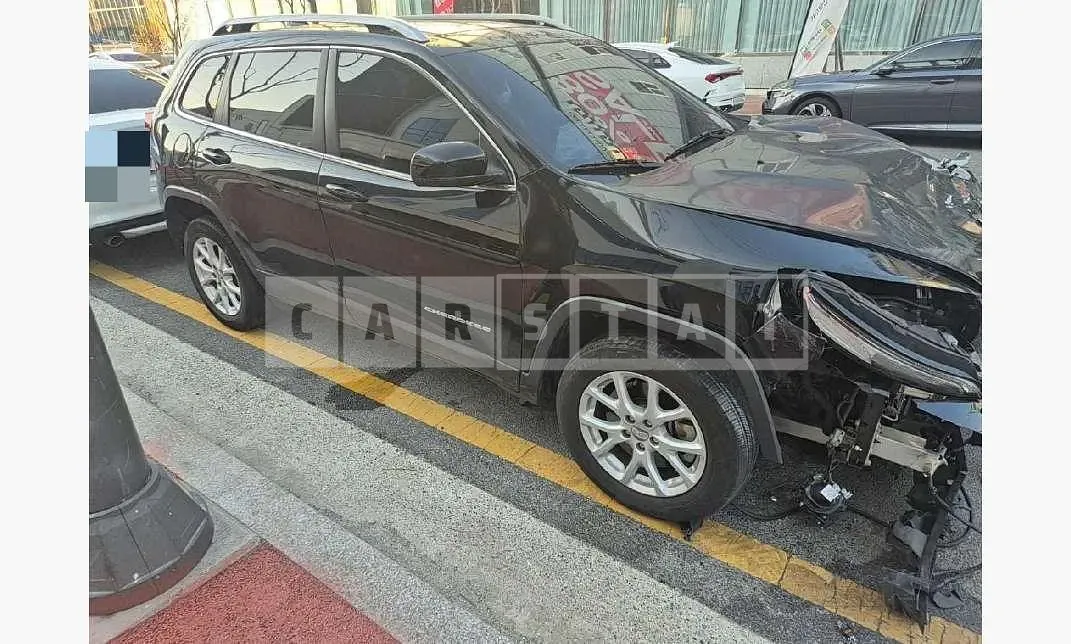 Photo 2 of 34: 2016 Jeep Zip Cherokee 2.4 — Korean insurance auction