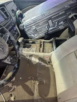Photo 2 of 8: 2018 Kia Carnival High Limousine — Korean insurance auction