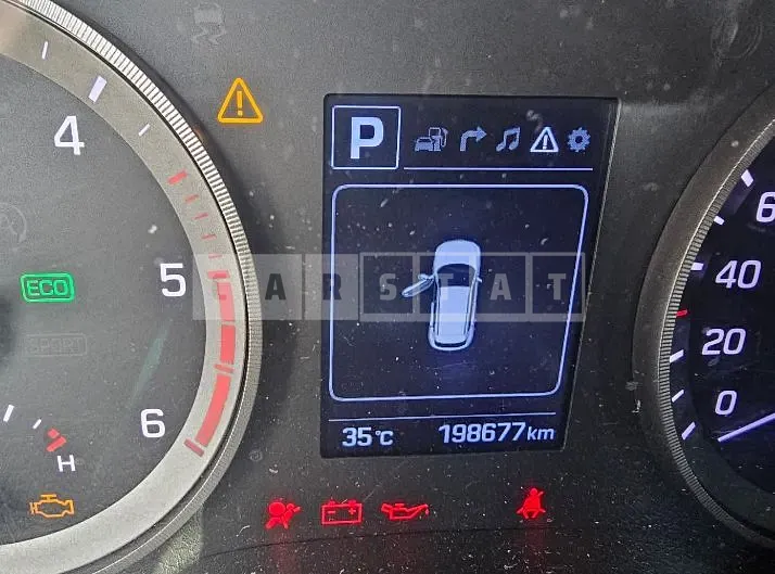Photo 2 of 29: 2017 Hyundai Tucson TL 2.0 (4WD), VIN KMHJ281ADHU479055 — Korean insurance auction