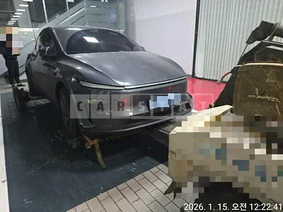 Photo 1 of 16: 2025 Tesla Model Y Long Range — Korean insurance auction