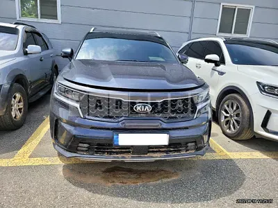 Photo 1 of 27: 2021 Kia Sorento, VIN KNARK81GBMA021835 — Korean insurance auction