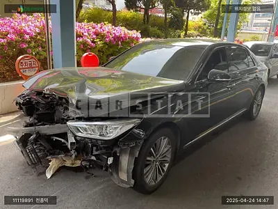 Photo 1 of 14: 2017 Hyundai Genesis EQ900, VIN KMHG141DBJU040194 — Korean insurance auction