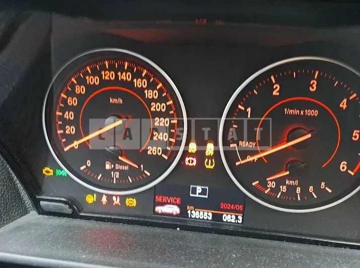 Photo 2 of 29: 2015 BMW 118d — Korean insurance auction