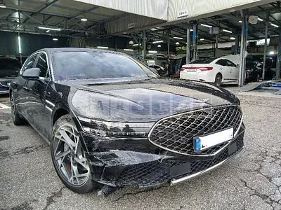 2022 GENESIS G90