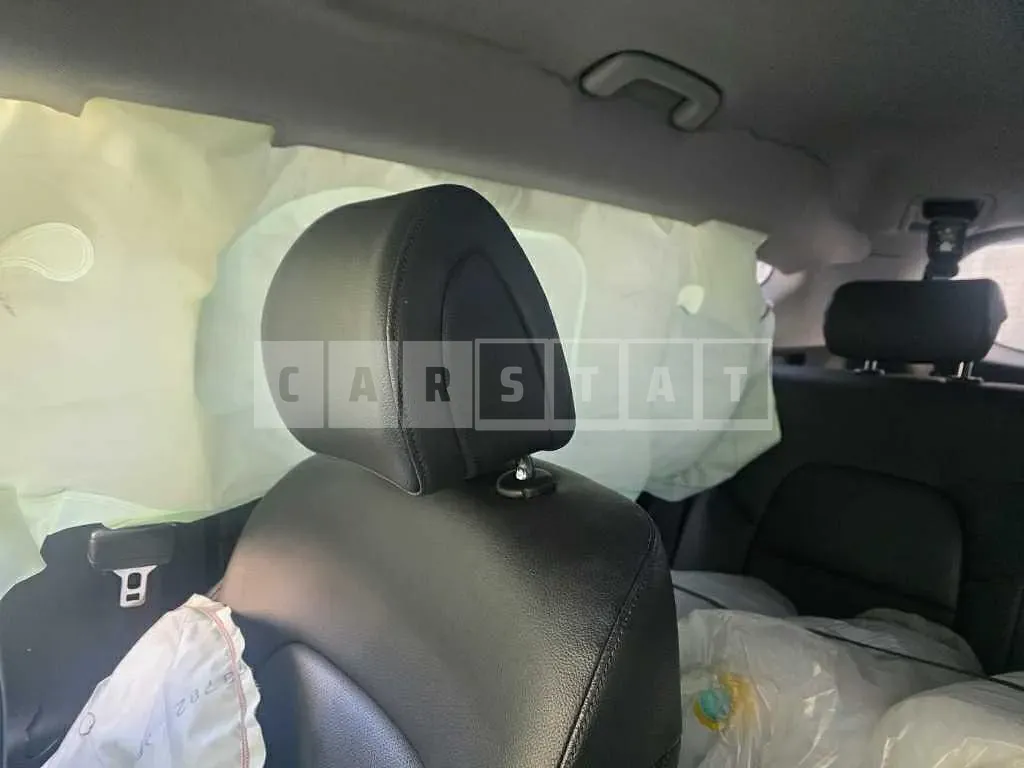 Photo 2 of 15: 2015 Hyundai Tucson TL — Korean insurance auction