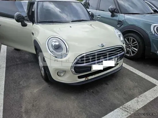 Photo 2 of 16: 2018 MINI Cooper — Korean insurance auction