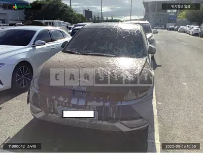Photo 1 of 5: 2022 Hyundai Ionic 5, VIN KMHKN81AFNU111963 — Korean insurance auction