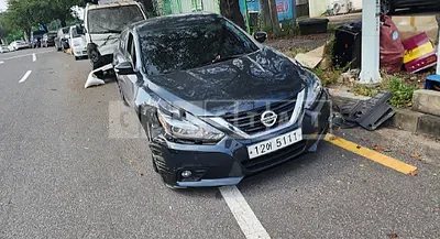 Photo 1 of 14: 2017 Nissan Altima 2.5, VIN 1N4AL3AP1HC182364 — Korean insurance auction