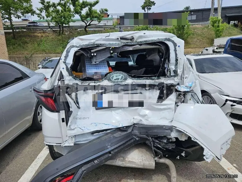 Photo 2 of 28: 2024 Hyundai Tucson NX4 Hybrid — Korean insurance auction