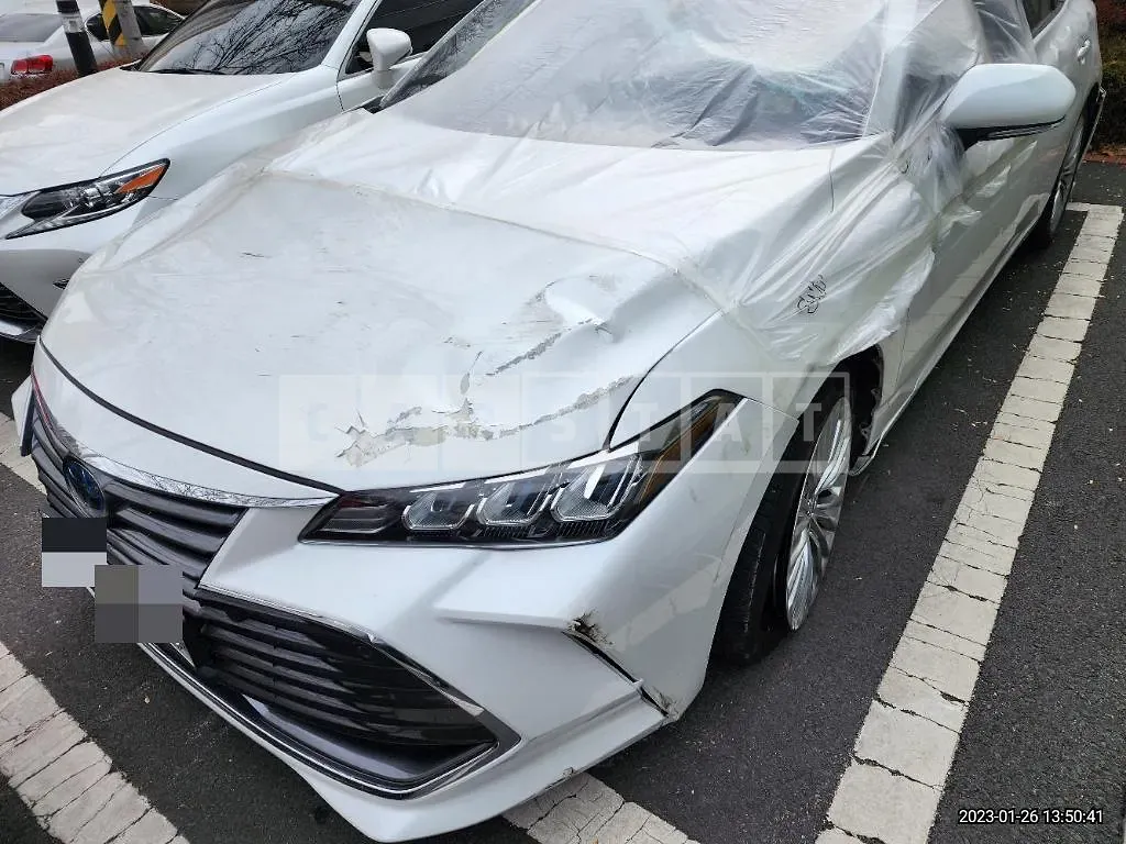 Photo 2 of 27: 2018 Toyota Avalon Hybrid, VIN 4T1B21FB5KU005297 — Korean insurance auction