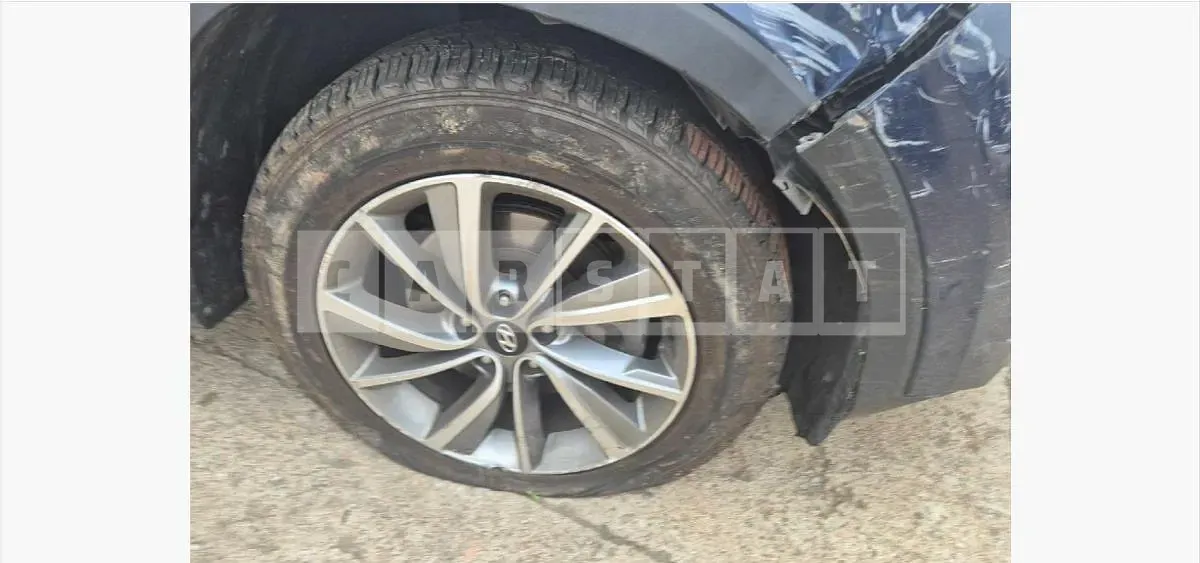 Photo 2 of 27: 2019 Hyundai Santa Fe TM 4WD — Korean insurance auction