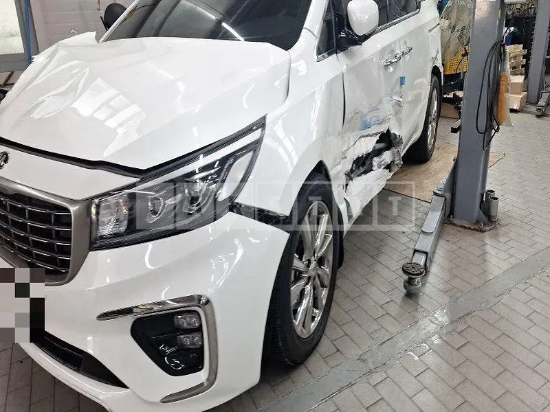 Photo 2 of 57: 2020 Kia Carnivals — Korean insurance auction