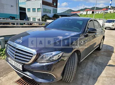 Photo 1 of 5: 2017 Mercedes-Benz E220d, VIN WDDZF0EBXHA126703 — Korean insurance auction