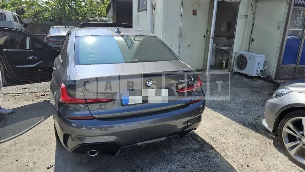 Photo 2 of 18: 2020 BMW 320d M Sport Package — Korean insurance auction