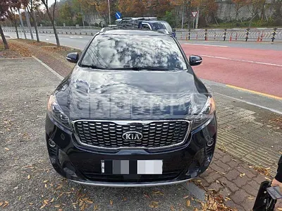 Photo 1 of 17: 2018 Kia Sorento — Korean insurance auction