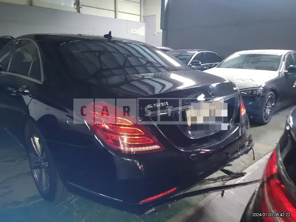 Photo 2 of 38: 2016 Mercedes-Benz S500 4Matic L, VIN WDDUG8FB4GA273120 — Korean insurance auction