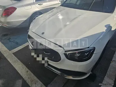 Photo 1 of 26: 2020 Mercedes-Benz E250 — Korean insurance auction