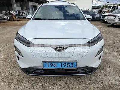 Photo 1 of 11: 2019 Hyundai Kona Electric, VIN KMHK281GFKU004569 — Korean insurance auction