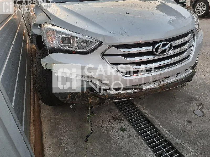 Photo 2 of 27: 2014 Hyundai Santa Fe 2.0 — Korean insurance auction