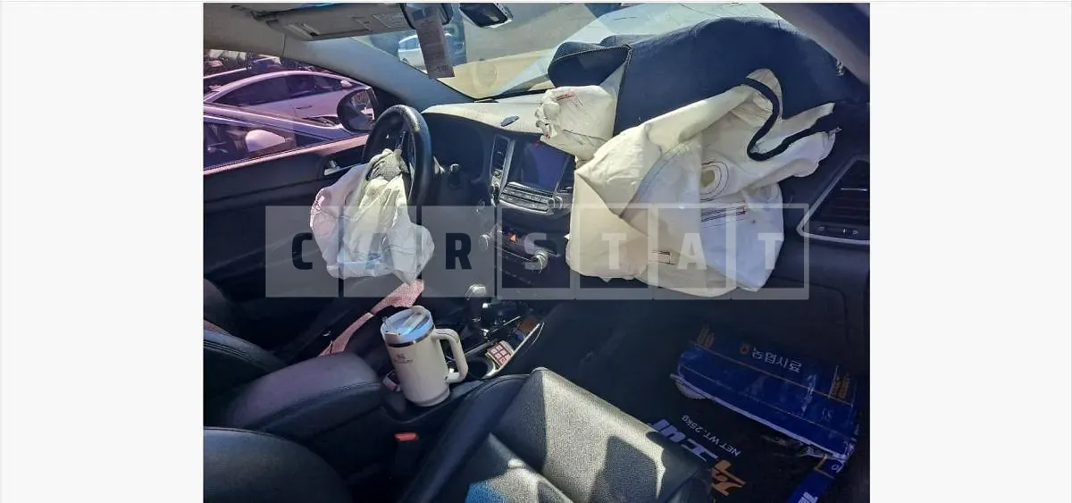 Photo 2 of 12: 2015 Hyundai Tucson TL Diesel, VIN KMHJ2815CGU153529 — Korean insurance auction