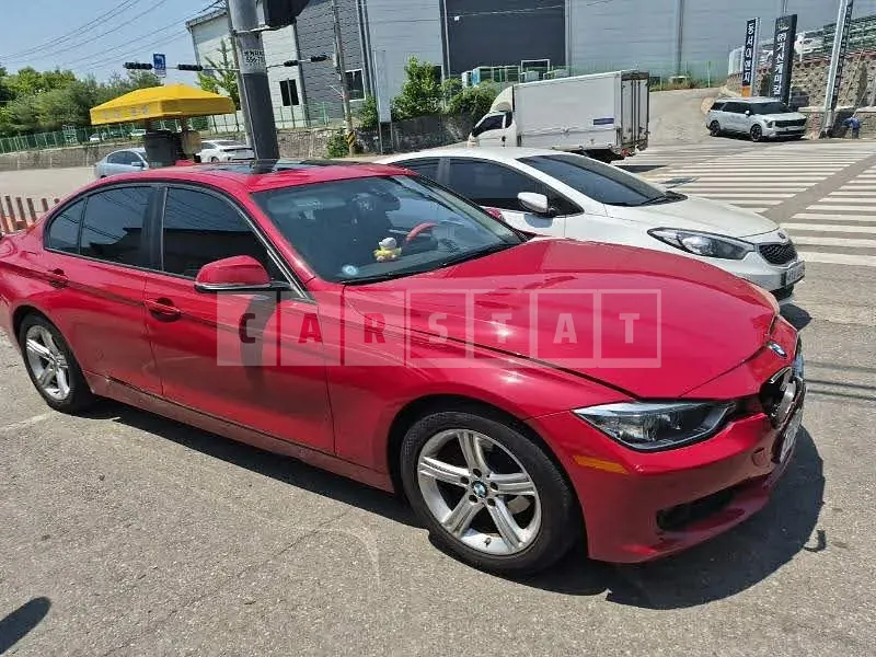 Photo 2 of 43: 2015 BMW 320i, VIN WBA3B1105EK098009 — Korean insurance auction