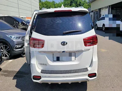 Photo 1 of 24: 2020 Kia Carnival Gasoline — Korean insurance auction