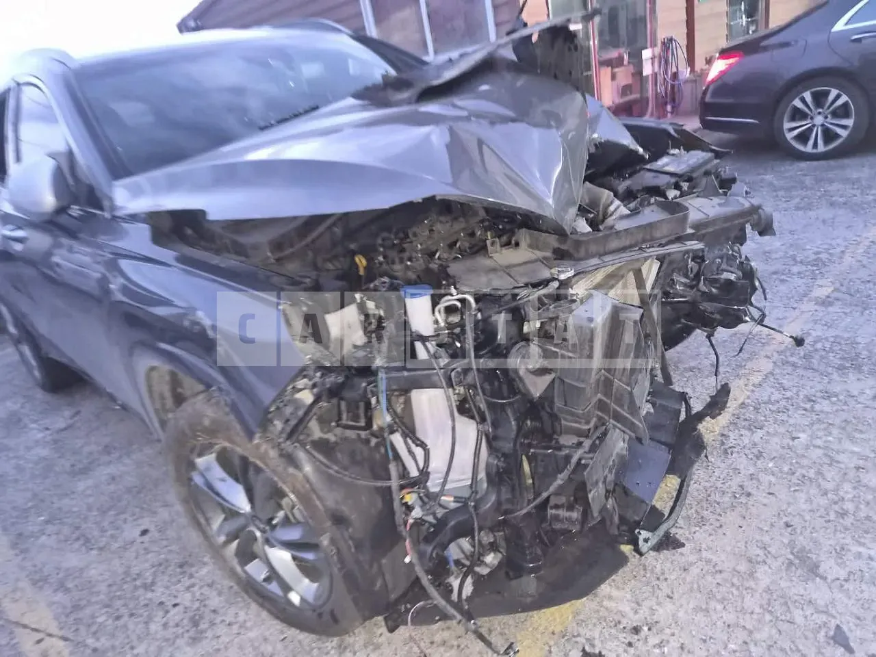Photo 2 of 26: 2018 Hyundai Santa Fe, VIN KMHS581CDKU102924 — Korean insurance auction