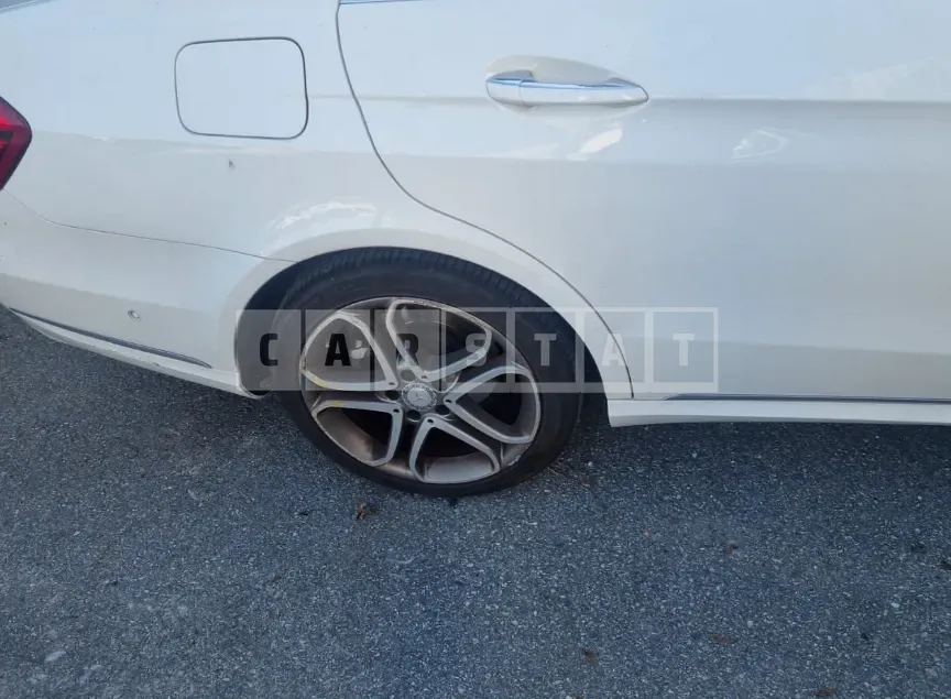 Photo 2 of 31: 2015 Mercedes-Benz E250 BlueTec 4Matic, VIN WDDHF9HB4FB164317 — Korean insurance auction