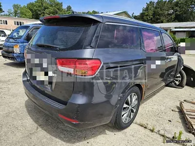 Photo 1 of 20: 2017 Kia Carnivals — Korean insurance auction