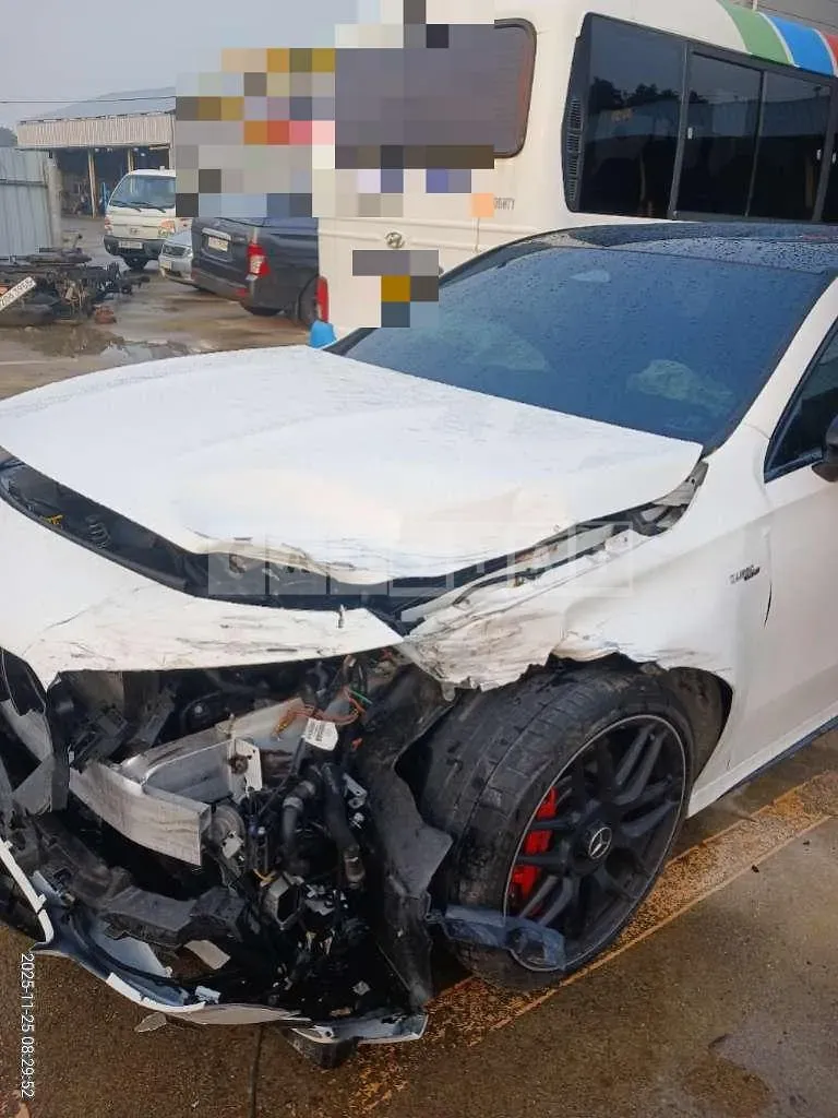 Photo 2 of 11: 2024 Mercedes-Benz AMG A45 S 4Matic+ — Korean insurance auction
