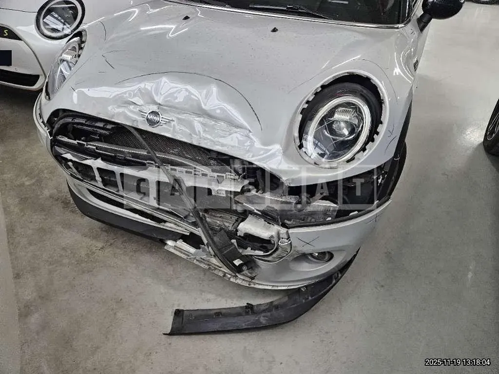 Photo 2 of 16: 2020 MINI Cooper — Korean insurance auction