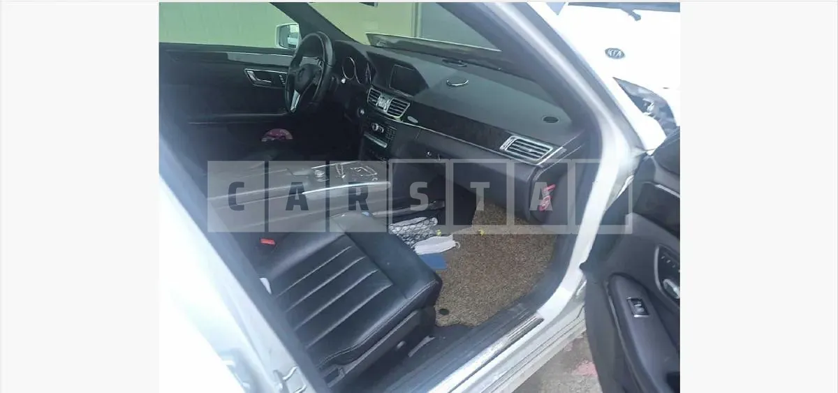 Photo 2 of 11: 2015 Mercedes-Benz E250 BlueTec 4Matic — Korean insurance auction