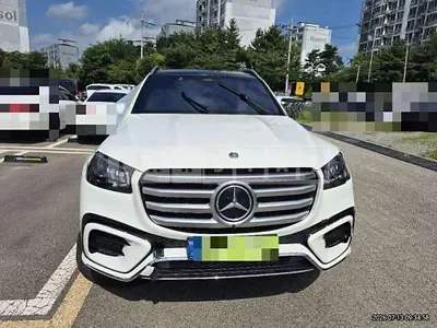 2025 Mercedes-Benz GLS 580 4MATIC