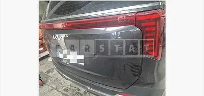 Photo 1 of 32: 2024 Kia Carnival 9-Seater 2.2 — Korean insurance auction