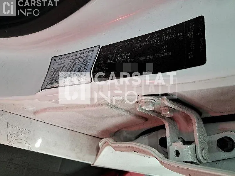 Photo 2 of 19: 2015 Kia K5, VIN KNAGM419BFA639110 — Korean insurance auction