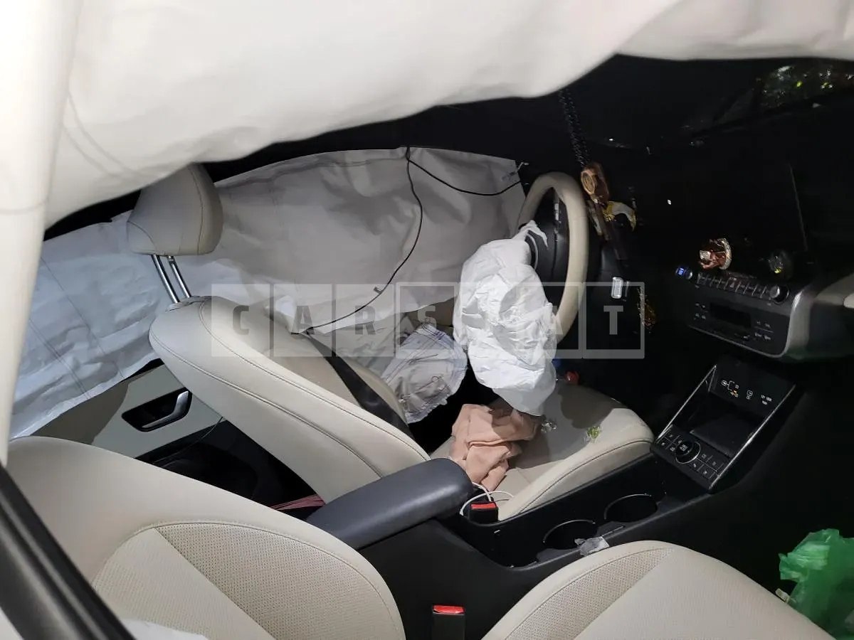 Photo 2 of 15: 2024 Hyundai Kona — Korean insurance auction