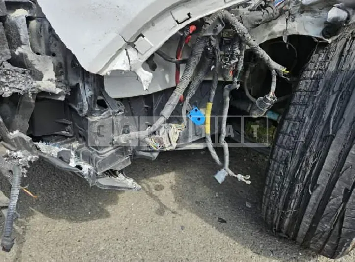 Photo 2 of 4: 2015 Hyundai Santa Fe, VIN KMHSW81XBFU497646 — Korean insurance auction