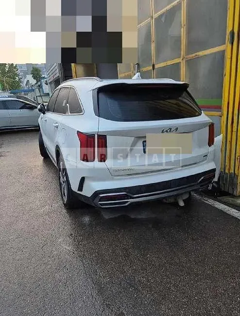 Photo 2 of 14: 2022 Kia Sorento Hybrid 4WD — Korean insurance auction