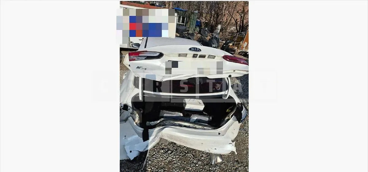 Photo 2 of 11: 2017 Kia Kz — Korean insurance auction