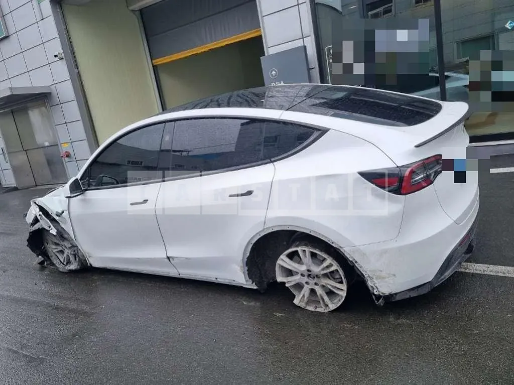 Photo 2 of 44: 2024 Tesla Model Y RWD — Korean insurance auction