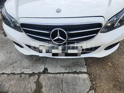 Photo 1 of 13: 2015 Mercedes-Benz E220 BlueTec — Korean insurance auction