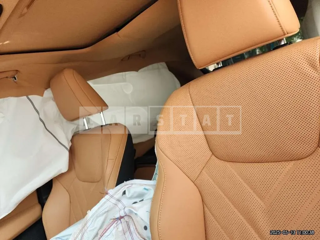 Photo 2 of 19: 2025 Lexus NX350h — Korean insurance auction