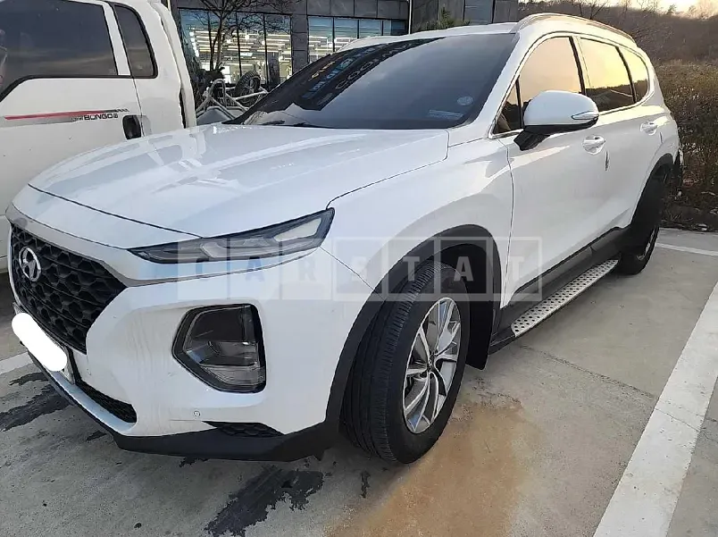 Photo 2 of 20: 2019 Hyundai Santa Fe, VIN KMHS281CBKU107302 — Korean insurance auction