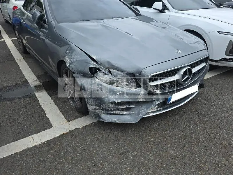 Photo 2 of 19: 2018 Mercedes-Benz E220 d Cabriolet, VIN WDD1K1EB4JF034459 — Korean insurance auction