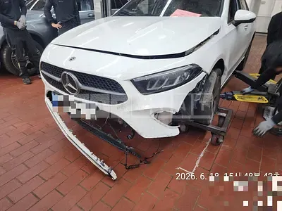 Photo 1 of 50: 2025 Mercedes-Benz A 220 Sedan — Korean insurance auction