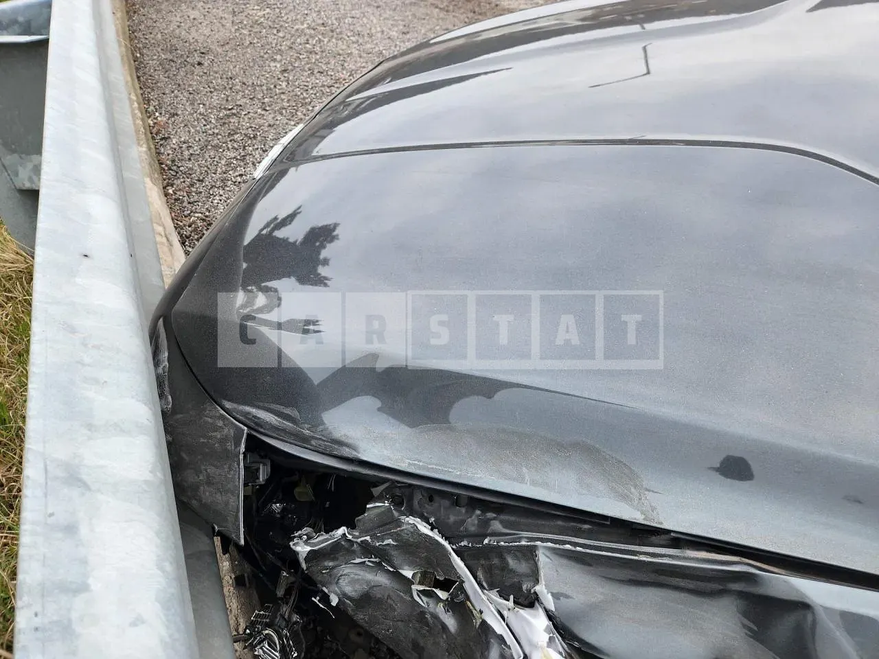 Photo 2 of 21: 2019 Genesis G70, VIN KMTG341ABKU043685 — Korean insurance auction